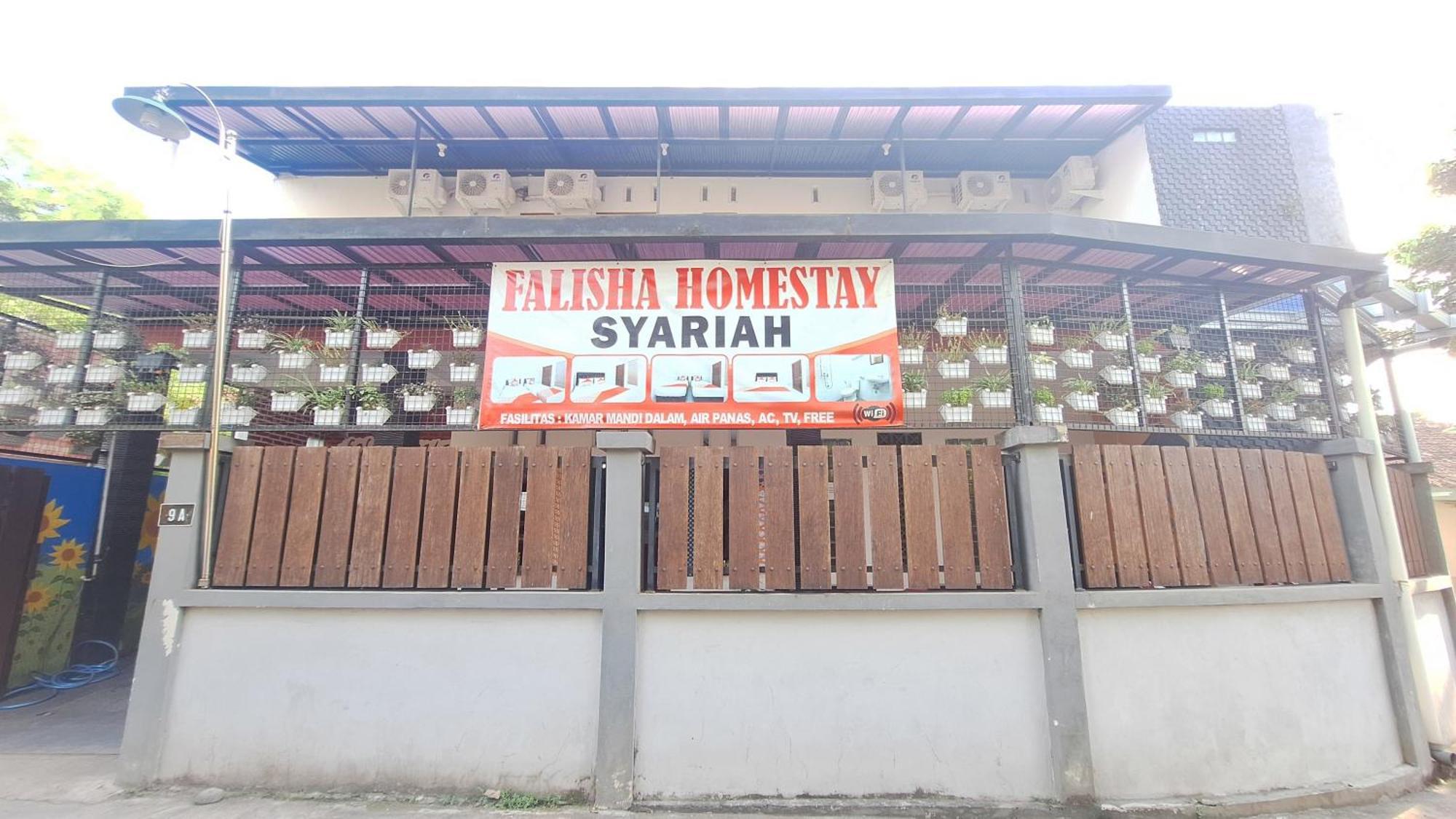 Reddoorz Syariah At Falisha Umy Ngabean Екстериор снимка